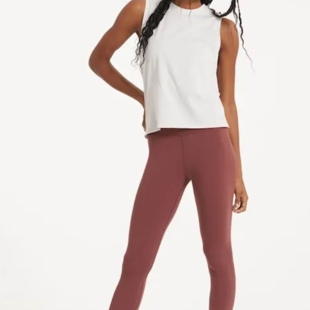 Brand New Vuori Rib Studio Leggings size large NWT